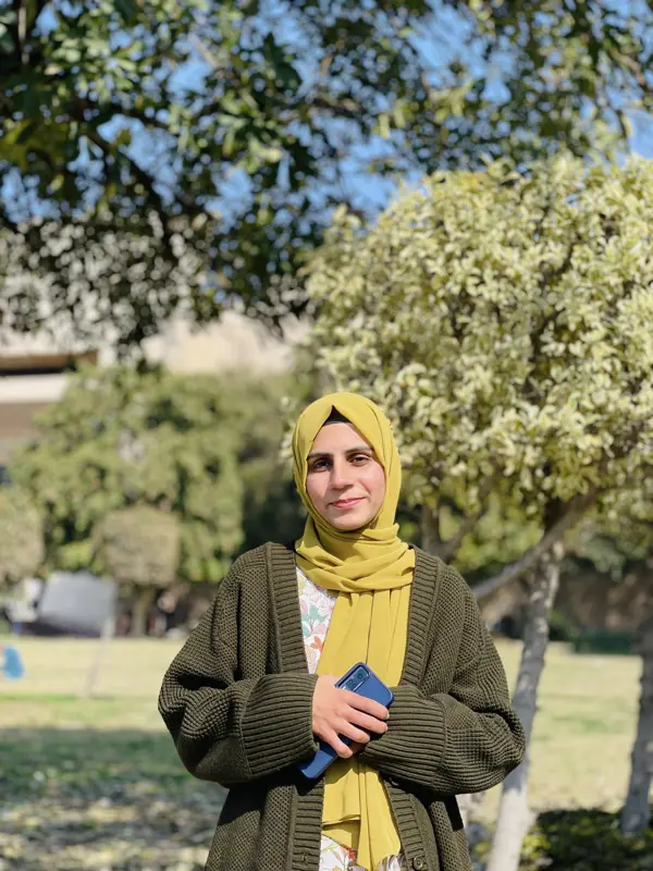 Aneeza Tariq 